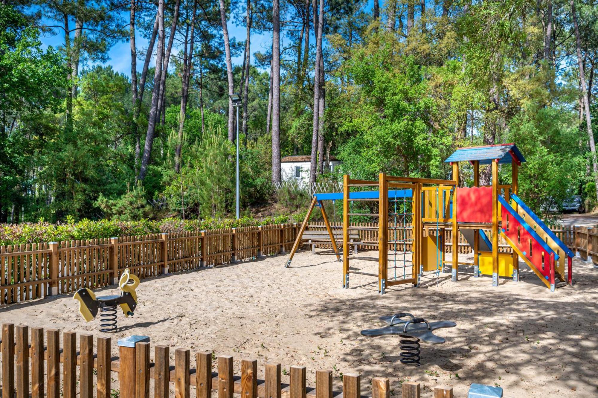 Camping-Village Vacances Les Deux Etangs Seignosse Esterno foto